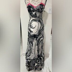 NW Nightway 90’s Silk Blend Black & White Swirl Maxi Gown with Pink Trim Size 8